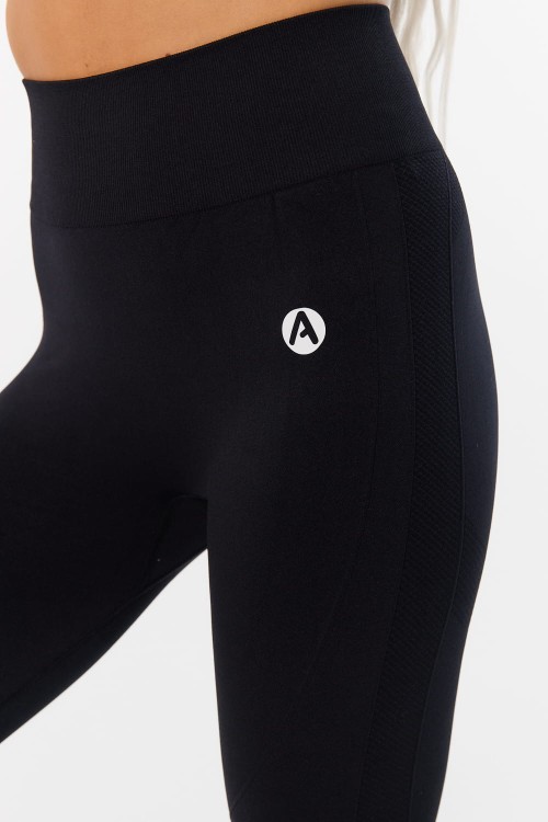 legginsy-damskie-czarne-fitam-evolve-detal.jpg