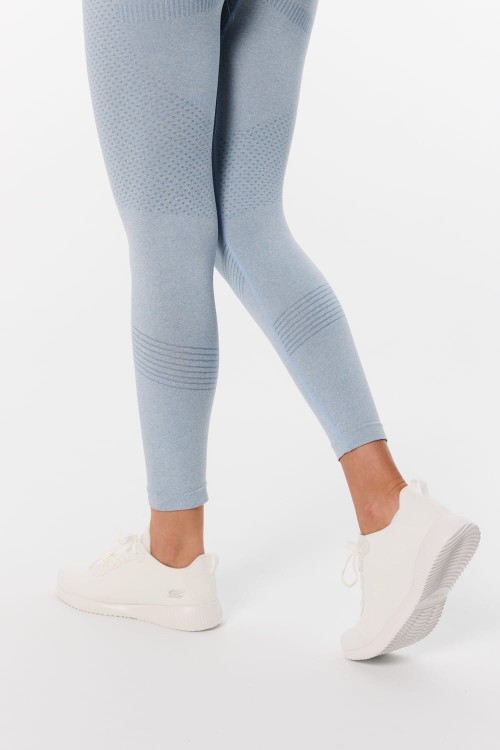 legginsy-damskie-niebieskie-fitam-rhytm-nogi.jpg